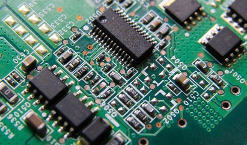 electronics-7885699_1280