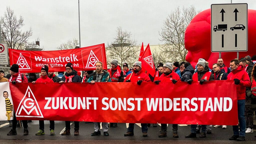 Saksalaiset tienaavat yhä enemmän talouden haasteista huolimatta